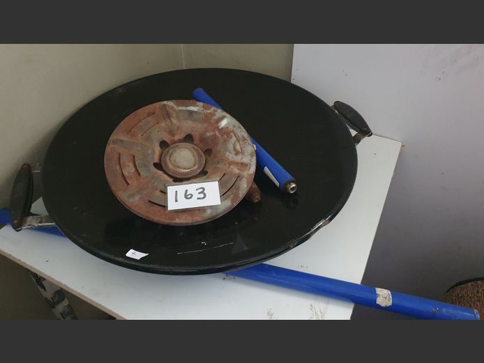 LOT: CADAC SKOTTLE BRAAI & COOKER TOP