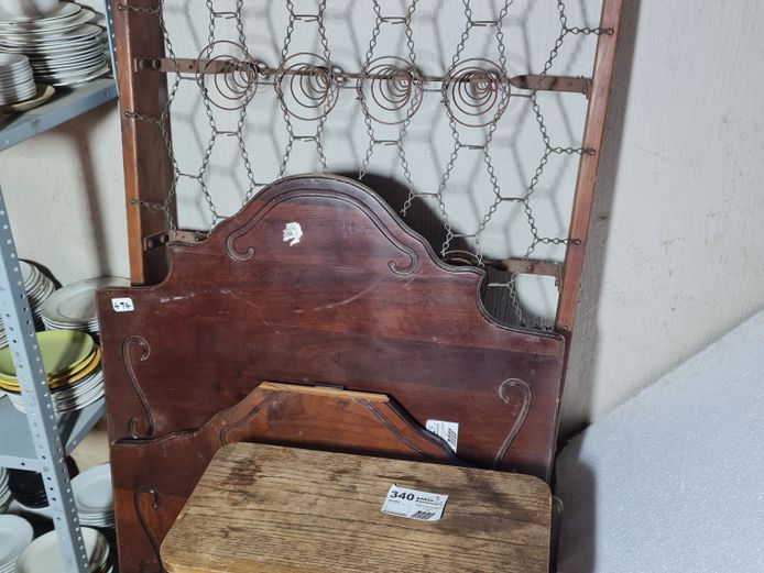 ANTIQUE BED