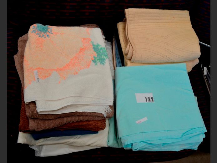 FLAT SHEETS, TOWELS, PILLOWCASES, etc