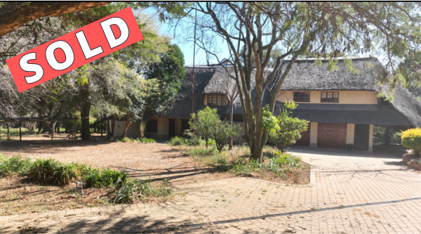 8565m² Glen Austin Agricultural Holding