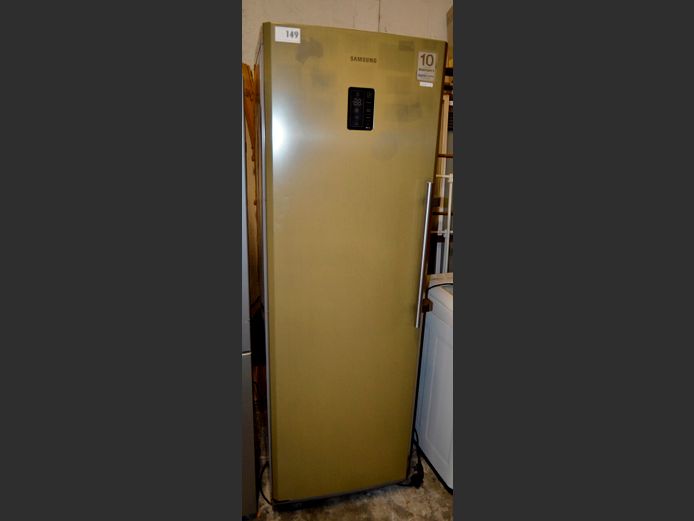 SAMSUNG GREY SINGLE DOOR UPRIGHT FREEZER [Switches on, untested further] [#: 413043757]
