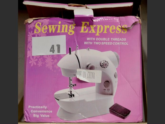 MINI SEWING MACHINE [Untested]