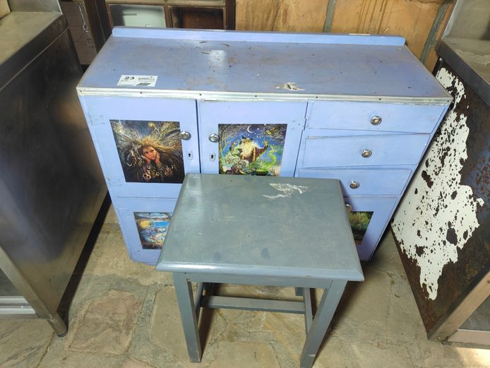 TABLE AND CABINET