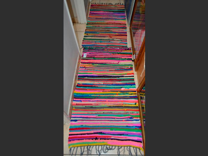 LOT: 2 x MULTI-COLOURED RUGS, 130 x 70cm & 126 x 70cm
