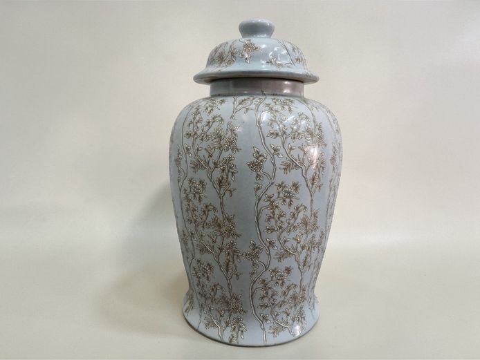 Vintage-Style Floral Ginger Jar with Domed Lid