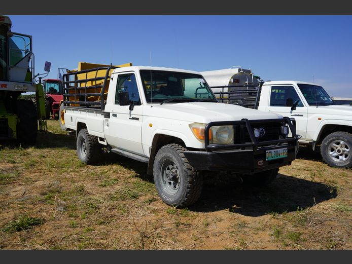 4.2 CRUISER 2010; 508 990 KM; DLT984FS