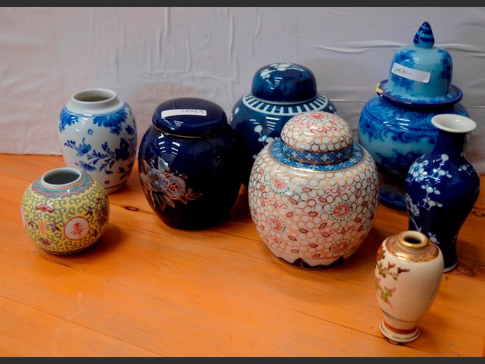 ORIENTAL BLUE & WHITE GINGER JARS, VASES, etc