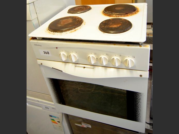 BALAY UNDERCOUNTER OVEN & HOB, 60 x 50 x 62cm [Untested, no power cable, hob rusted]