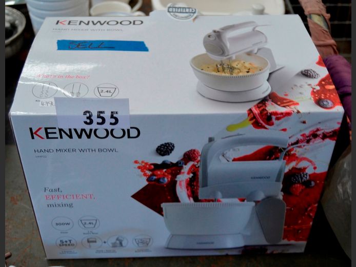 KENWOOD HAND MIXER WITH BOWL [Switch on, untested further]
