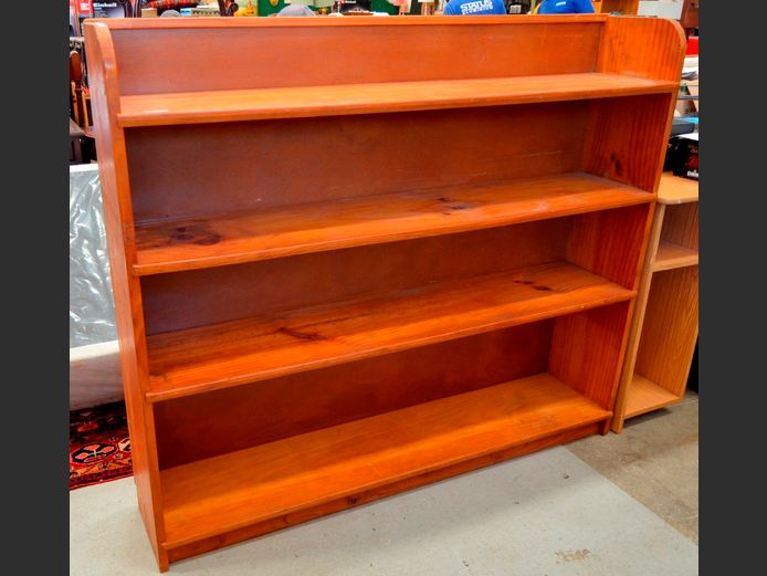 PINE 4-TIER BOOKSHELF, 148 x 30 x 128cm