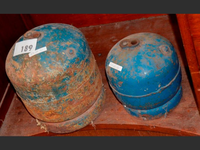 LOT: 2 x BLUE GAS CYLINDERS [Condition unknown]