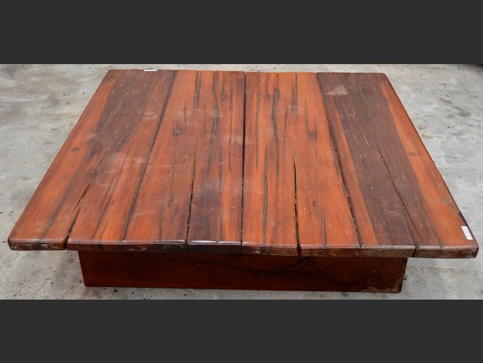SLEEPERWOOD COFFEE TABLE, 99 x 99 x 25cm