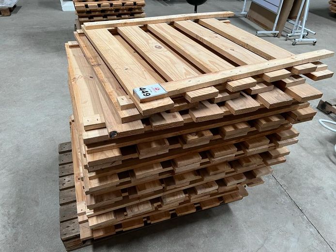 Pallets for shelving