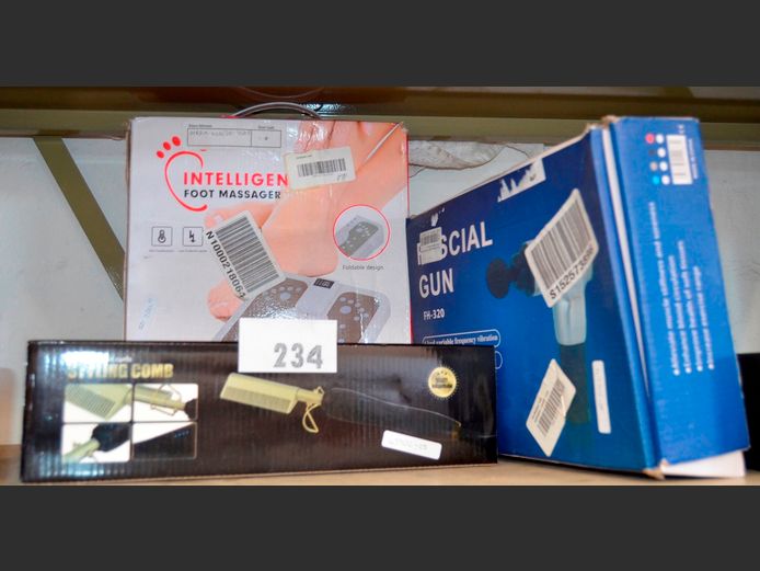 FACIAL GUN, HOT AIR BRUSH, FOOT MASSAGER, etc [Switch on, faulty]