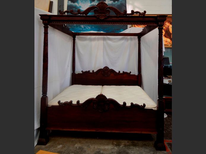 BALINESE TEAK 4-POSTER KING SIZE BED WITH PADLEY MATTRESS [Some repairs done, mattress needs a clean]