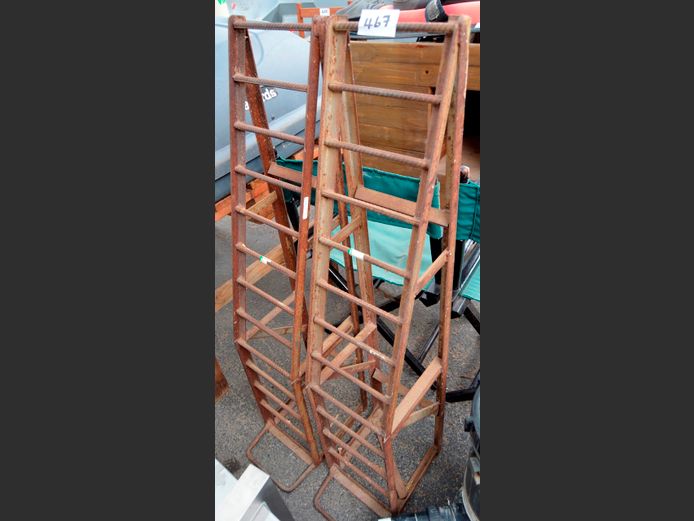 PAIR METAL CAR RAMPS