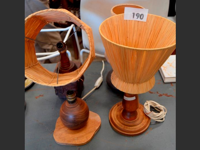 LOT OF 4: WOOD & METAL LAMPS WITH SHADES [Need some attention]