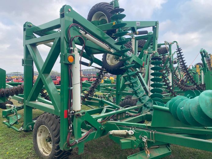 12M KELLY 4012 - K4 WITH WEIGHTS (FRONT) + CL1(REAR)