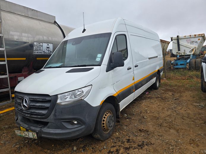 2020 MERCEDES BENZ SPRINTER 519 CDI F/C P/V