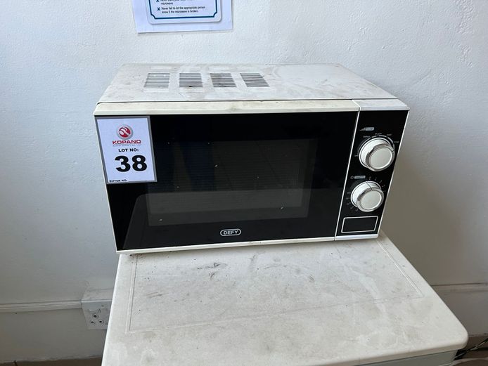 Defy microwave oven