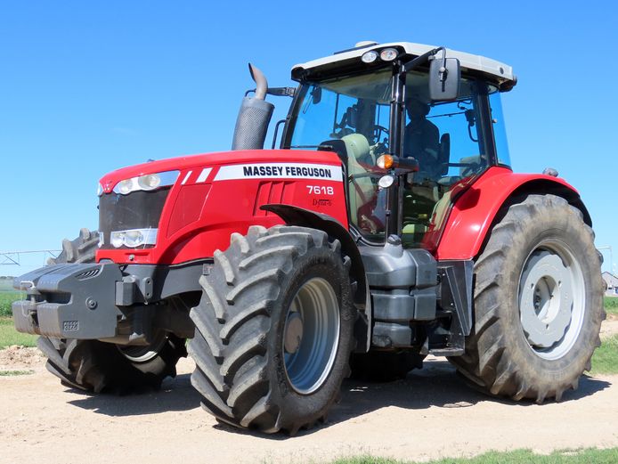 Massey Ferguson 7618