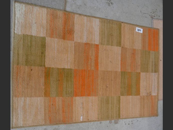 MULTI-COLOURED WOOL RUG, 120 x 80cm [Needs a clean]