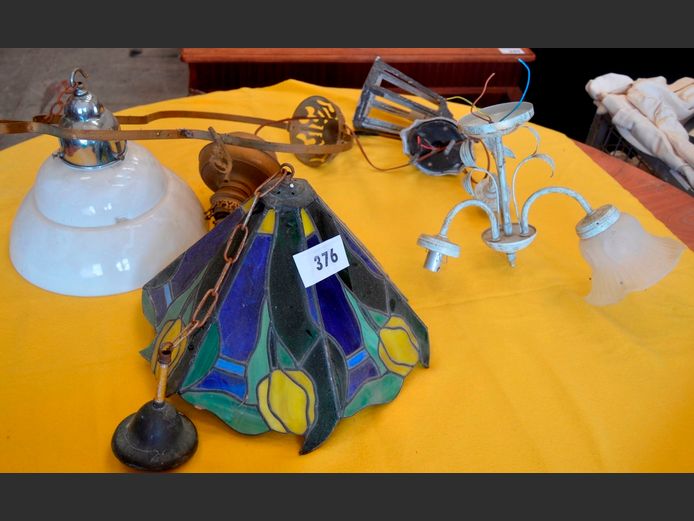 TIFFANY STYLE CEILING LIGHT & OTHERS [Some damage]