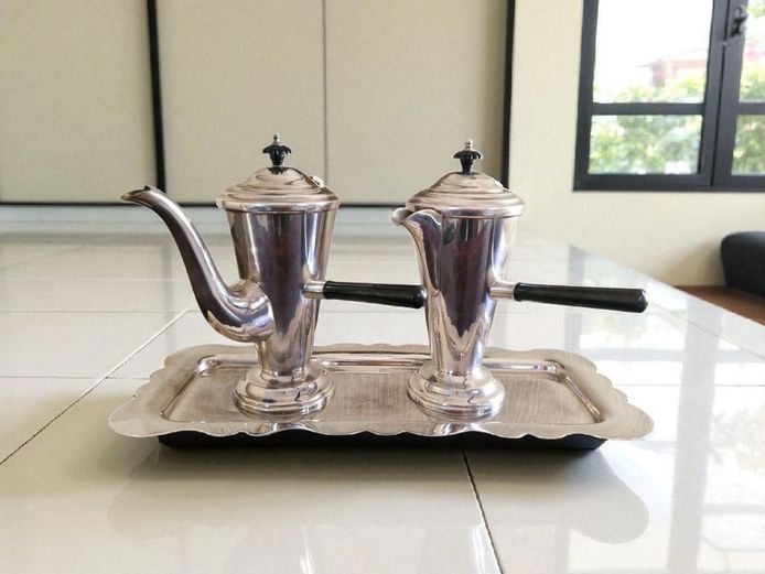 Antique Silver Plated Bakelite Handles Tea & Coffee Pots