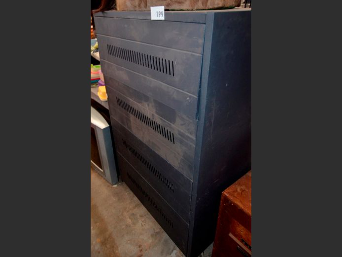 BLACK METAL 4-TIER SOLAR BATTERY STAND ON CASTORS, 78 x 50 x 129cm