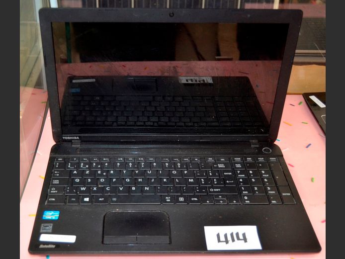 TOSHIBA LAPTOP [Untested, no charger]