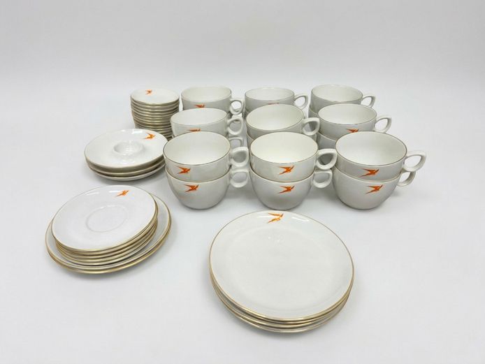 1970's SAA/SAL Huguenot Royale Fine Porcelain In-Flight Catering Collection (46 Pieces)