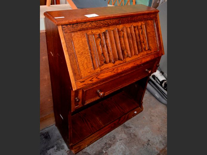 OLD ENGLISH OAK SINGLE DRAWER FALL FRONT WRITING BUREAU, 76 x 31 x 93cm [Base damaged]