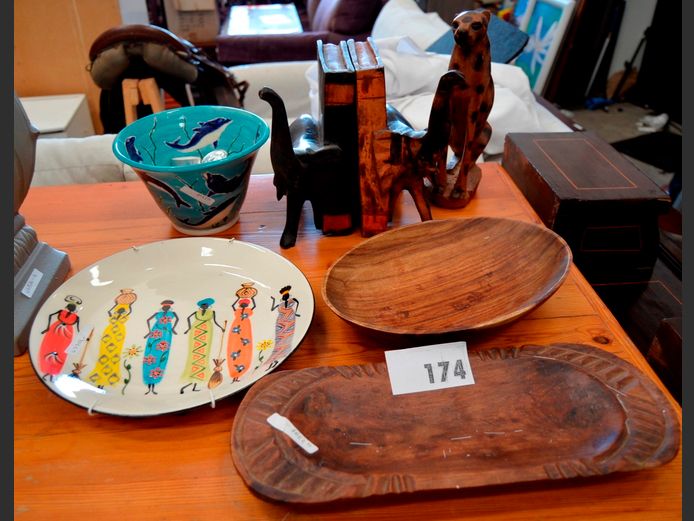 PAIR CARVED ELEPHANT BOOKENDS, CARVED CHEETAH, CERAMIC WALL PLATE, etc