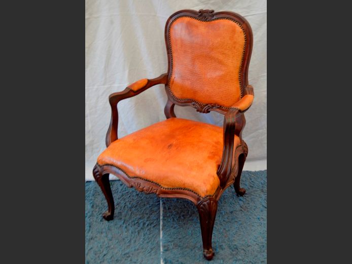 ANTIQUE MAHOGANY & CROCODILE HIDE ARMCHAIR