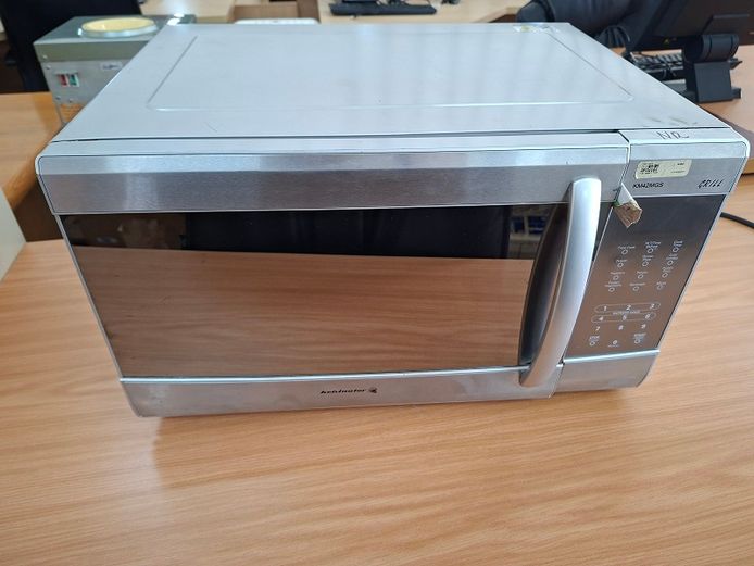 Kelvinator Microwave
