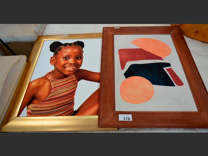 GILT FRAMED PICTURE OF AN AFRICAN GIRL, 82 x 66cm, & AN ABSTRACT PRINT, 84 x 64cm