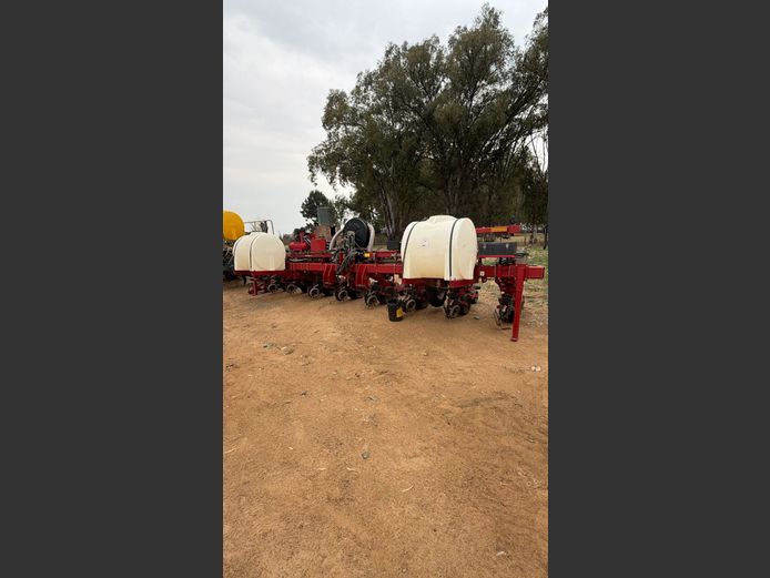 Case 2110 Early Riser; full precision; Isobus