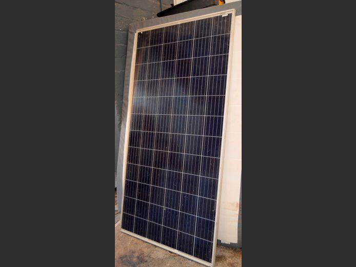 CANADIAN SOLAR 325W SOLAR PANEL, 196 x 99cm [Used]