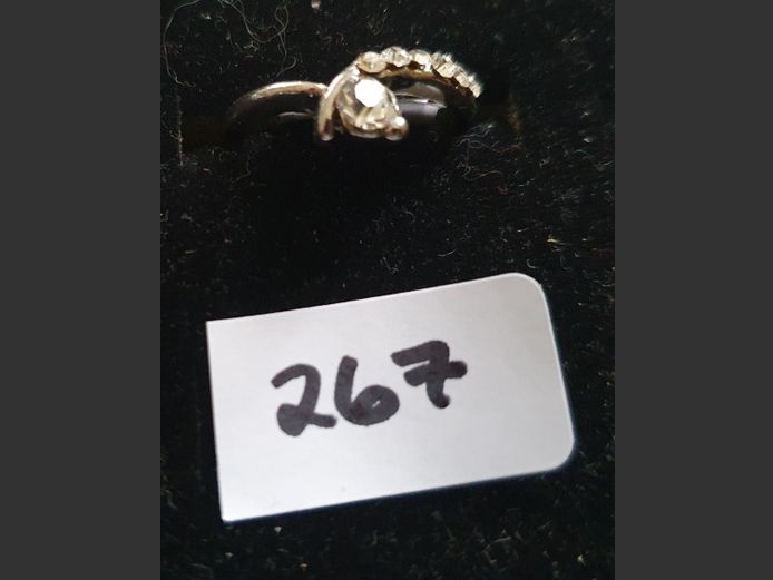 SILVER DRESS RING WITH CLEAR STONES