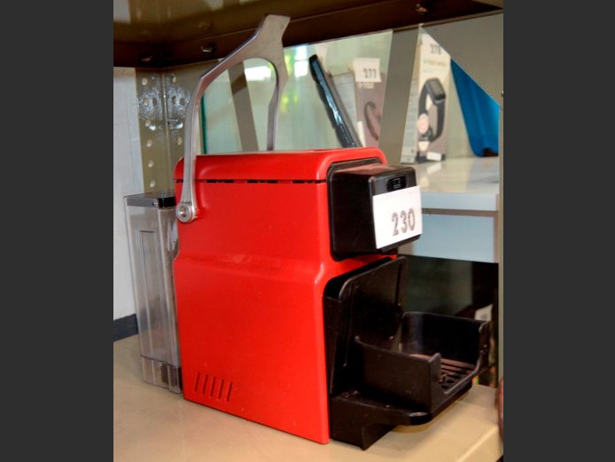 CAFFE-LUX PICCOLO COFFEE MACHINE [Switches on, untested further]