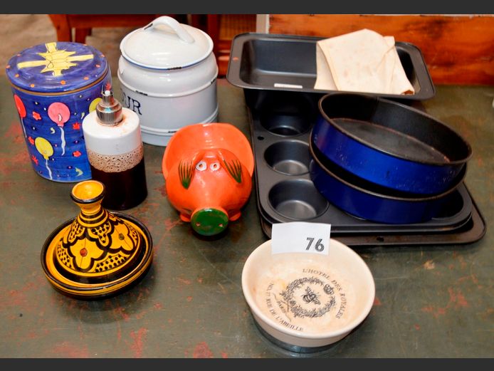 CERAMIC FLOUR JAR WITH LID, MUFFIN PAN, CAKE MOULD, etc