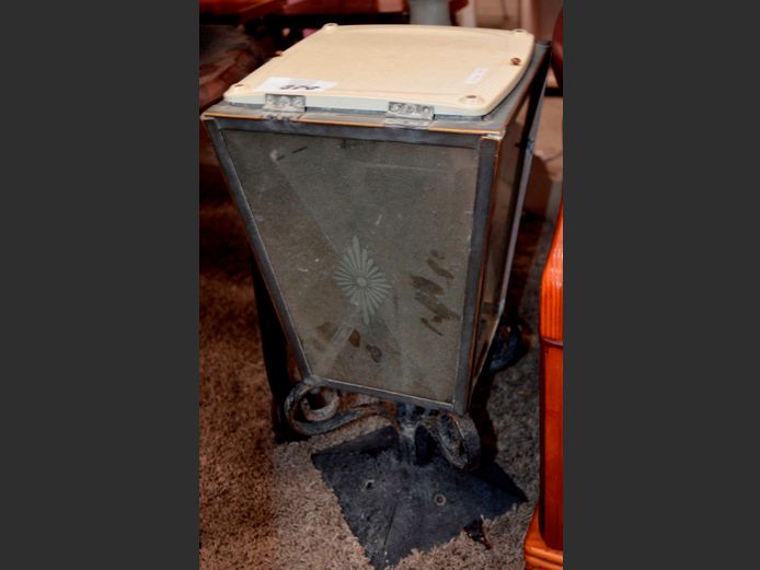 METAL & BEVELLED GLASS OVERSIZED COACH LIGHT, 27.5 x 27.5 x 58cm [Top piece needed]