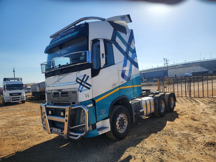 2019 VOLVO FH 440 6X4 SLEEP T/T C/C MEHANCIAL HORSE