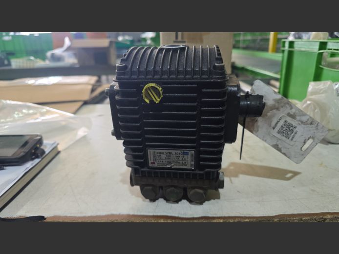 PUMP, PISTON, WBL 1010