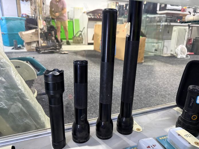 Set of 4 Mag-Light Torches 
