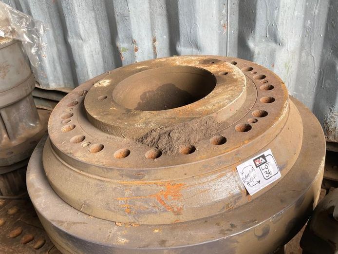 Liebherr 984 Litonit Final Drives 