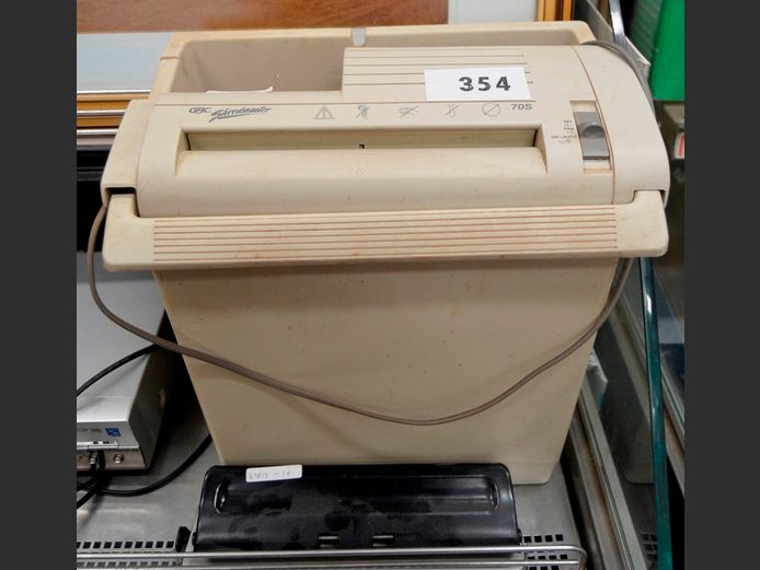 GBC PAPER SHREDDER [Switches on, untested further], & A PUNCH