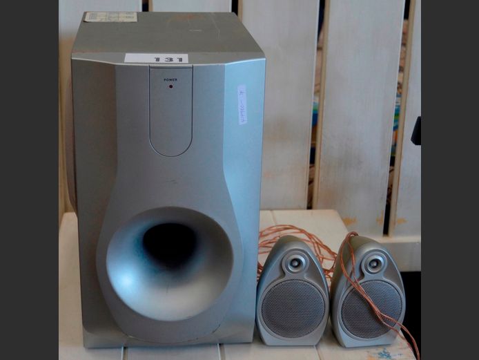 WHARFDALE SUBWOOFER WITH PAIR TWEETERS [Switches on, untested further]