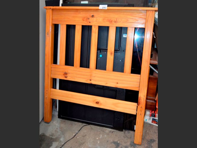PINE SINGLE HEADBOARD