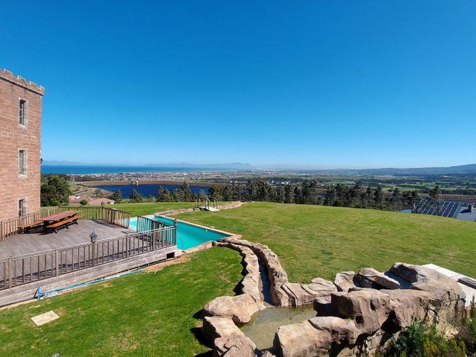 62 Sweetwaters Road, Firlands, Gordons Bay